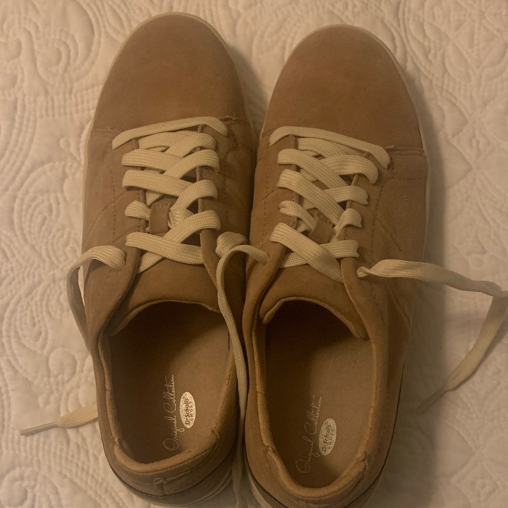 Dr. Scholl's Tan Suede Platform Sneakers with Cream Laces